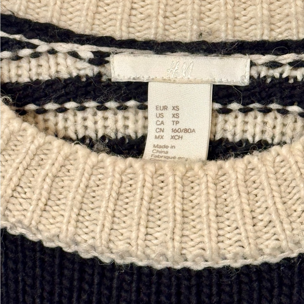 H&M Black and Cream Striped Crew Neck Sweater Size XS - Picture 5 of 10